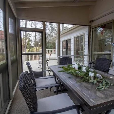 Luxurious Chalet Over Margaritaville
